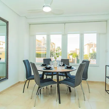 度假居 159 Cozy Adosado Alicante-holiday *